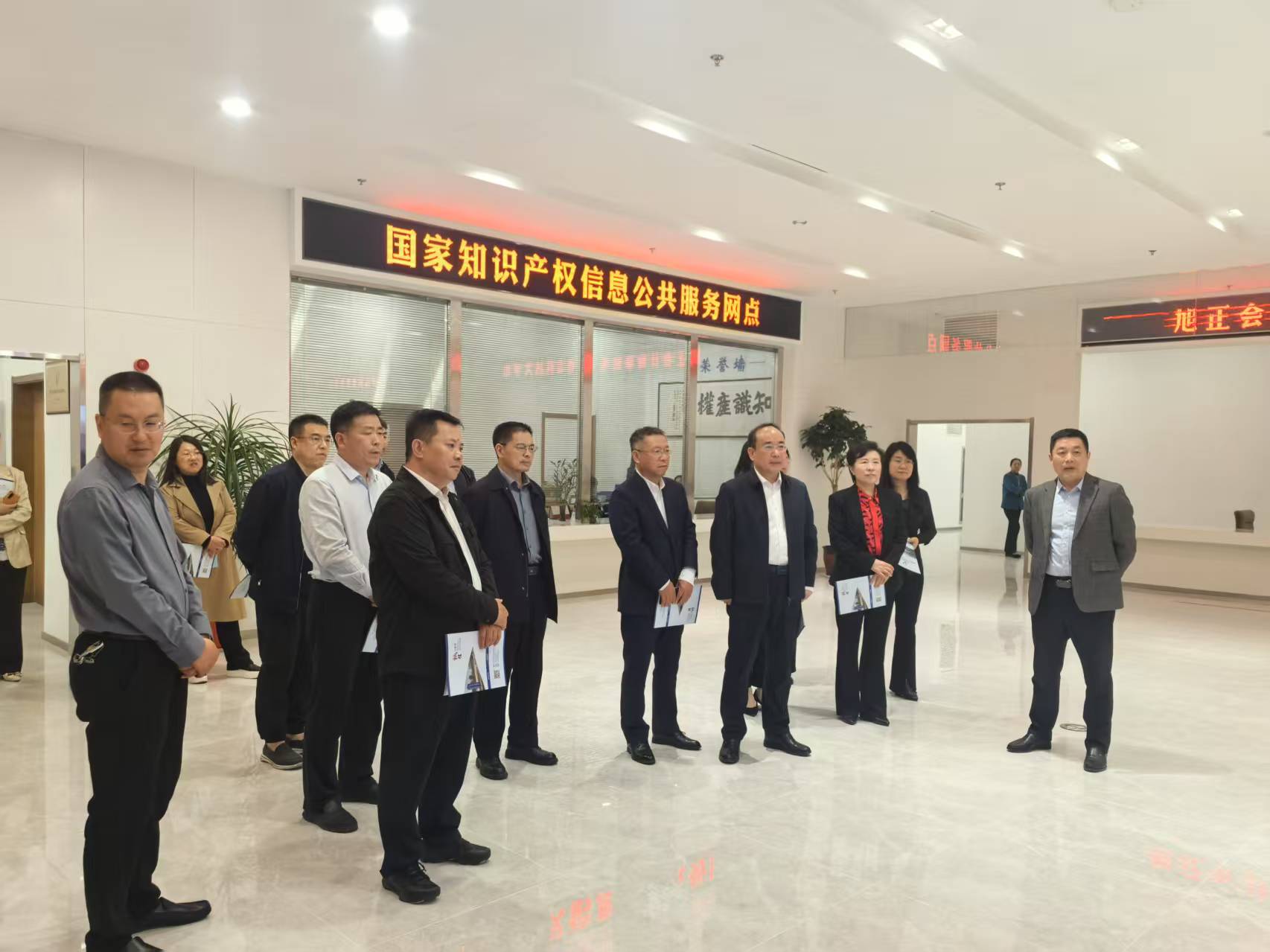 ���f���˴��(zh��)���z��M����˾�{(di��o)�С��ɗl�����䌍��r